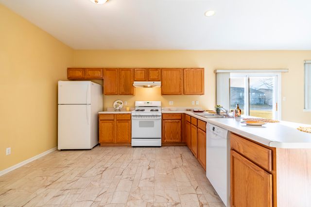 1253 Primrose Lane, Schererville, IN 46375