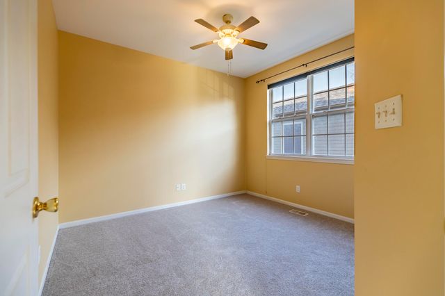 1253 Primrose Lane, Schererville, IN 46375