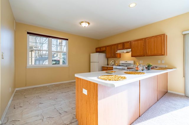 1253 Primrose Lane, Schererville, IN 46375