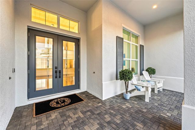 8281 REDONDA LOOP, Bradenton, FL 34202