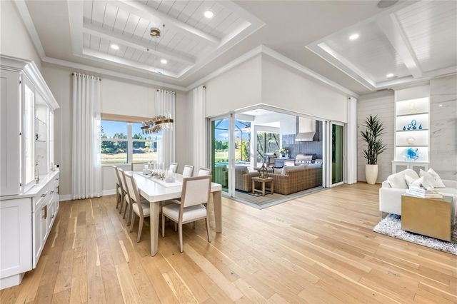 8281 REDONDA LOOP, Bradenton, FL 34202