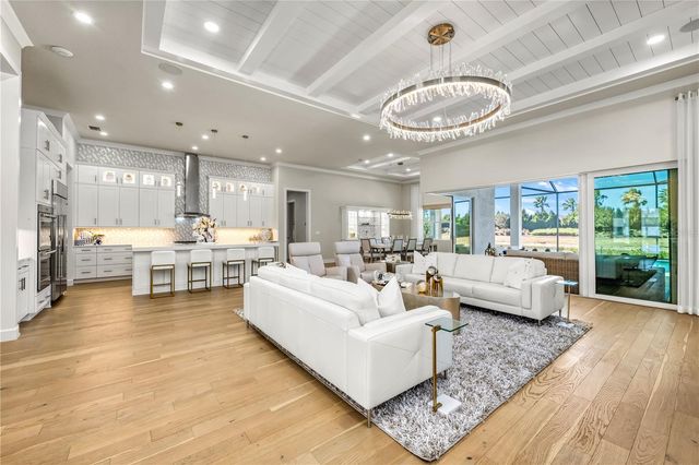 8281 REDONDA LOOP, Bradenton, FL 34202