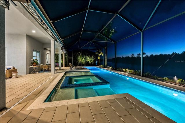 8281 REDONDA LOOP, Bradenton, FL 34202