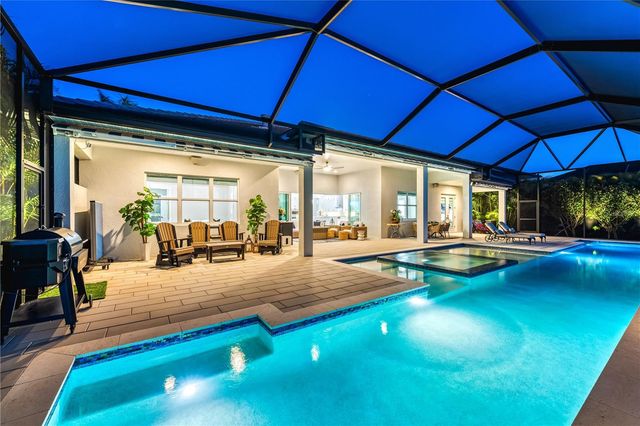 8281 REDONDA LOOP, Bradenton, FL 34202