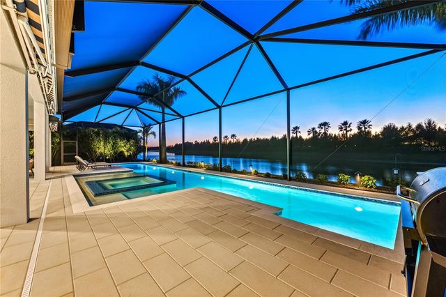 8281 REDONDA LOOP, Bradenton, FL 34202