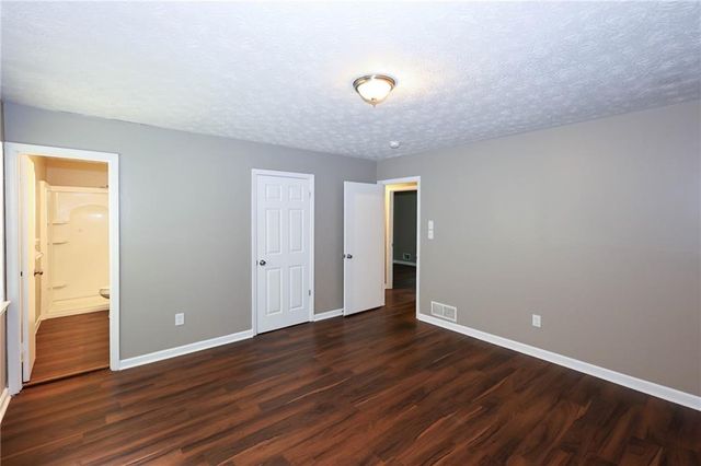 7362 Penland Drive, Riverdale, GA 30296