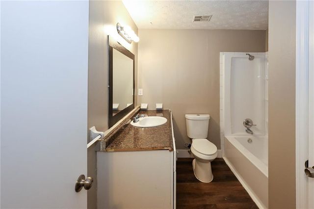 7362 Penland Drive, Riverdale, GA 30296