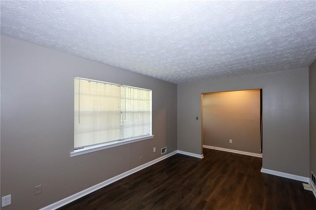 7362 Penland Drive, Riverdale, GA 30296