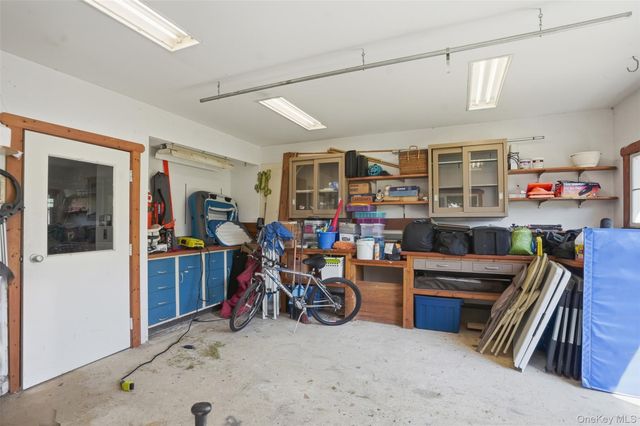 147 County Route 1, Warwick, NY 10990