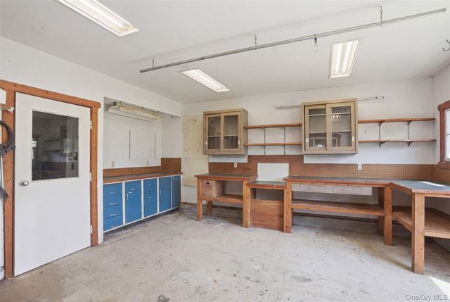 147 County Route 1, Warwick, NY 10990