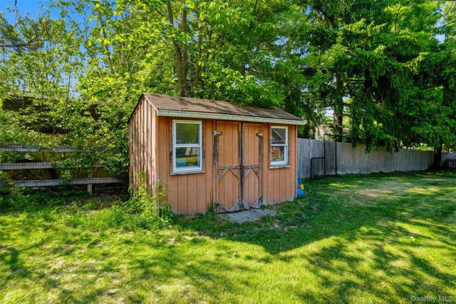147 County Route 1, Warwick, NY 10990