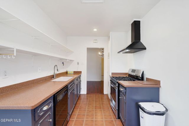 6024 CABRILLO Drive Drive, El Paso, TX 79912