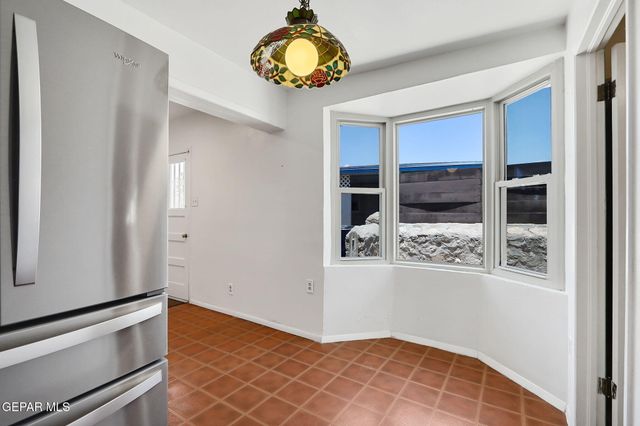 6024 CABRILLO Drive Drive, El Paso, TX 79912