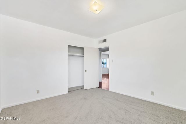 6024 CABRILLO Drive Drive, El Paso, TX 79912