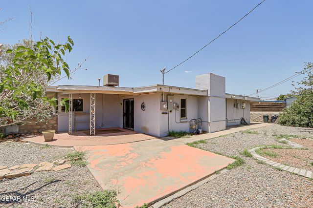 6024 CABRILLO Drive Drive, El Paso, TX 79912