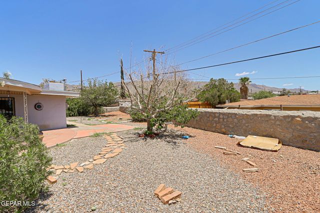 6024 CABRILLO Drive Drive, El Paso, TX 79912