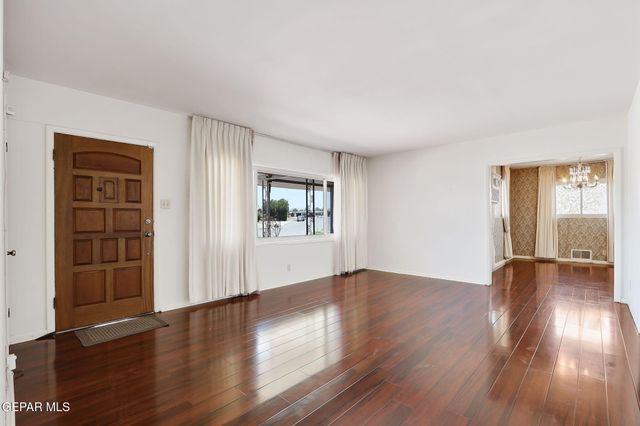 6024 CABRILLO Drive Drive, El Paso, TX 79912