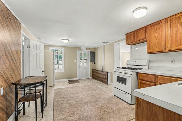 1118 Willis Avenue, Kalamazoo Twp, MI 49048