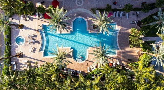 17145 N Bay Road 4204, Sunny Isles Beach, FL 33160