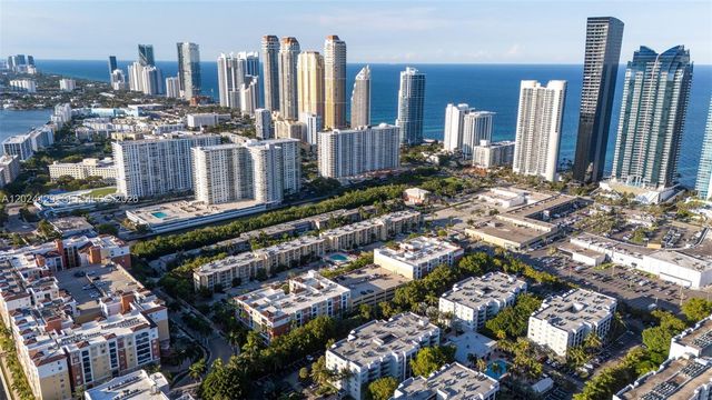 17145 N Bay Road 4204, Sunny Isles Beach, FL 33160