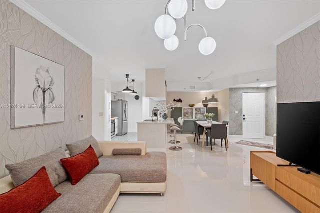 17145 N Bay Road 4204, Sunny Isles Beach, FL 33160