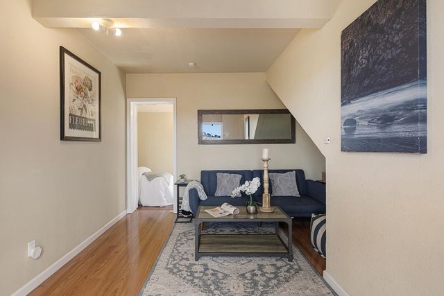 844 Brunswick Street, San Francisco, CA 94112
