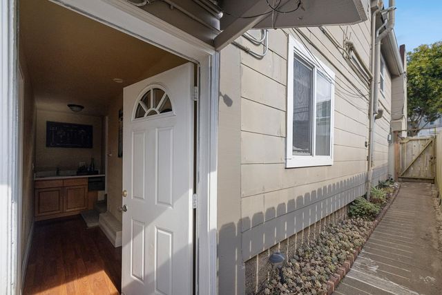 844 Brunswick Street, San Francisco, CA 94112
