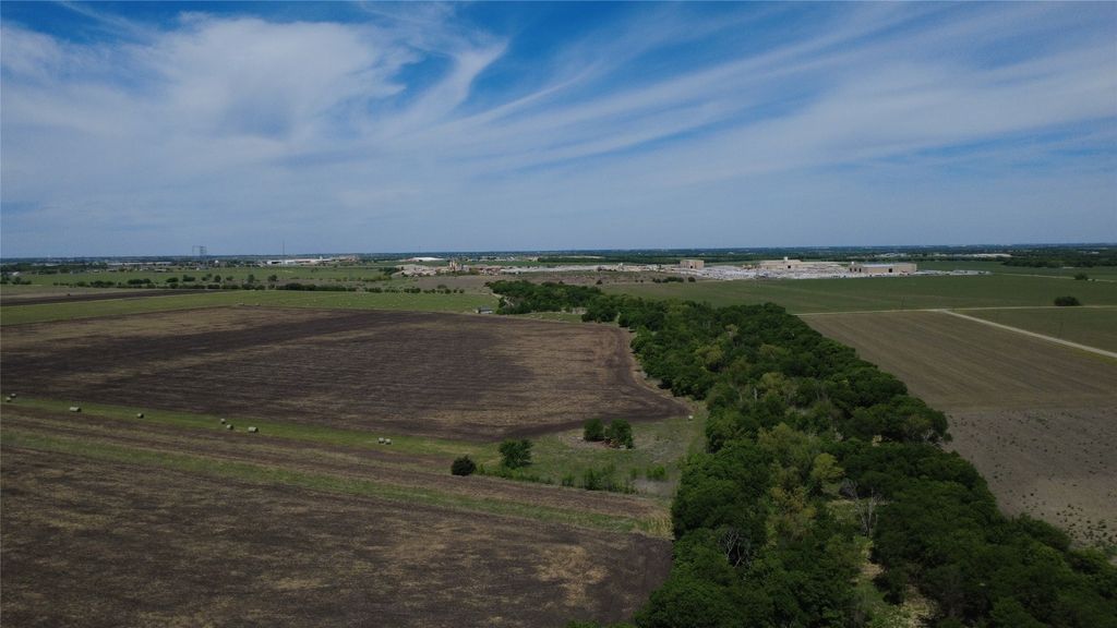 9900 County Road 109, Alvarado, TX 76009
