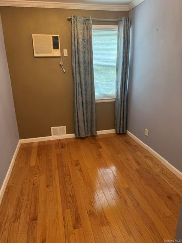 6730 215th Street, Oakland Gardens, NY 11364
