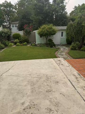 6730 215th Street, Oakland Gardens, NY 11364