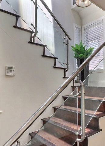 1348 E Orange Grove Boulevard 4, Pasadena, CA 91104