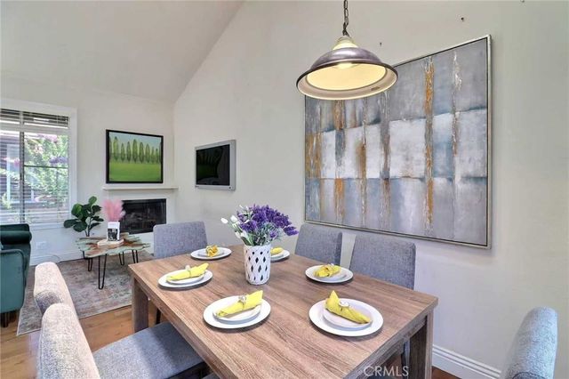 1348 E Orange Grove Boulevard 4, Pasadena, CA 91104