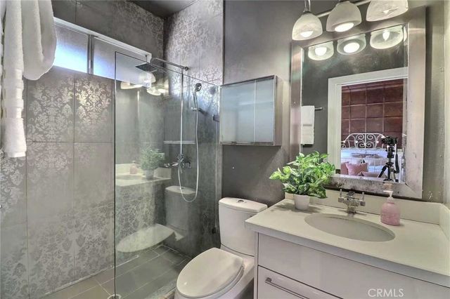 1348 E Orange Grove Boulevard 4, Pasadena, CA 91104