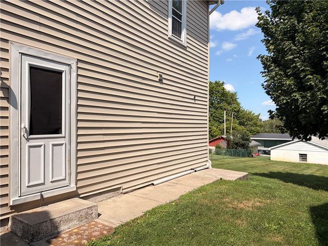 619 2nd Street 1st floor, Whitehall Twp, PA 18052