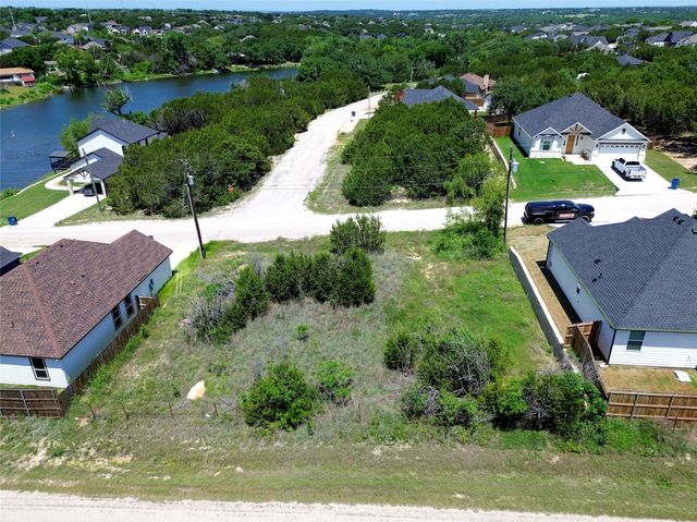 5833 Barkridge Drive, Granbury, TX 76048