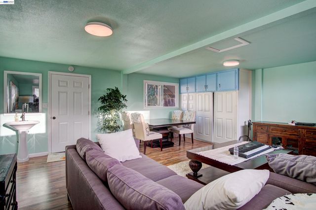 4403 Amador Rd, Fremont, CA 94538