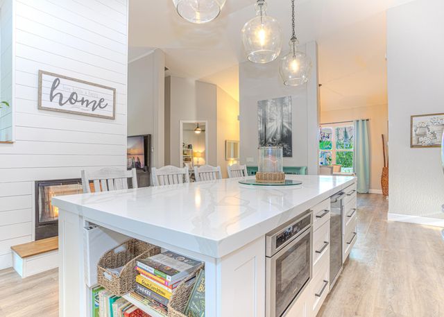 17441 77th Lane N, The Acreage, FL 33470