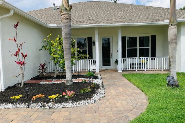 17441 77th Lane N, The Acreage, FL 33470