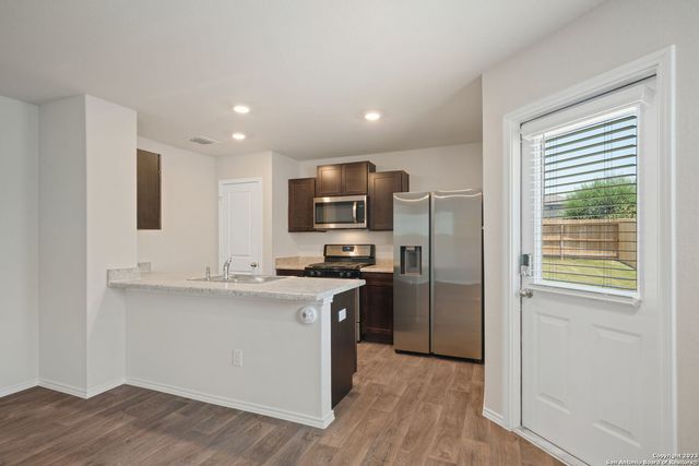 5830 Kendall Prairie, San Antonio, TX 78244