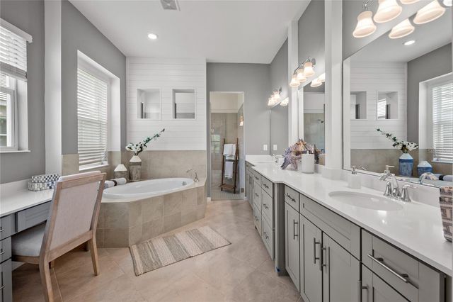 18923 CHERRYSTONE WAY, Lakewood Ranch, FL 34211