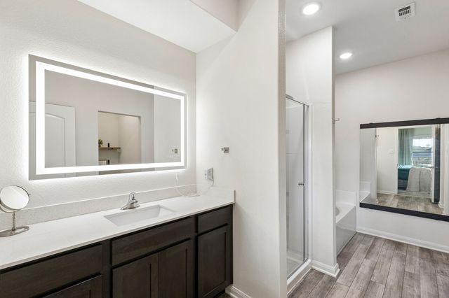 203 Point Rider Road, Newark, TX 76071