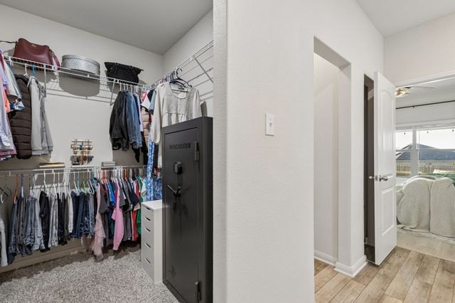 203 Point Rider Road, Newark, TX 76071