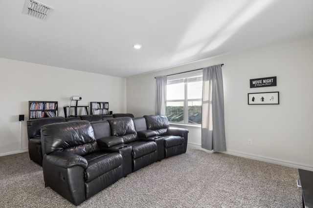 203 Point Rider Road, Newark, TX 76071