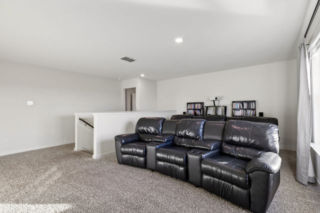 203 Point Rider Road, Newark, TX 76071