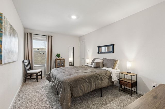 203 Point Rider Road, Newark, TX 76071