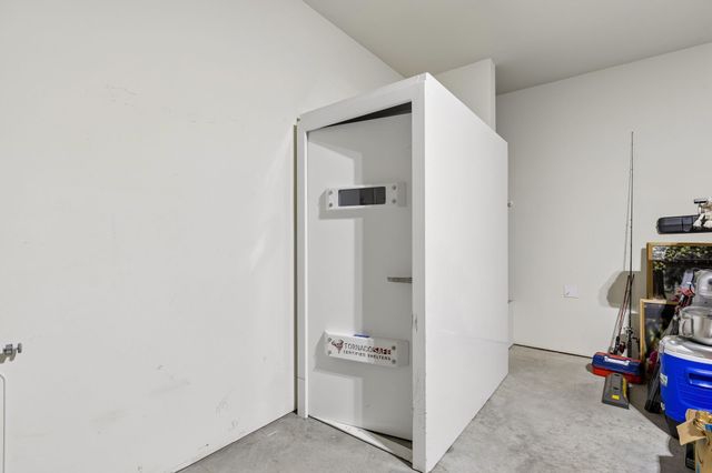 203 Point Rider Road, Newark, TX 76071