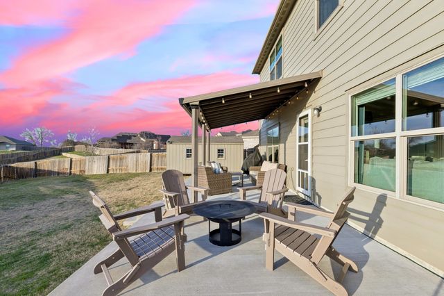 203 Point Rider Road, Newark, TX 76071