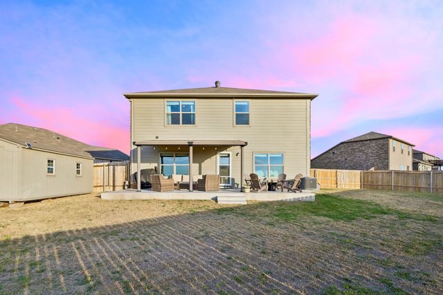 203 Point Rider Road, Newark, TX 76071