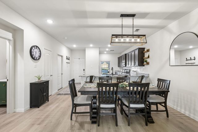 203 Point Rider Road, Newark, TX 76071