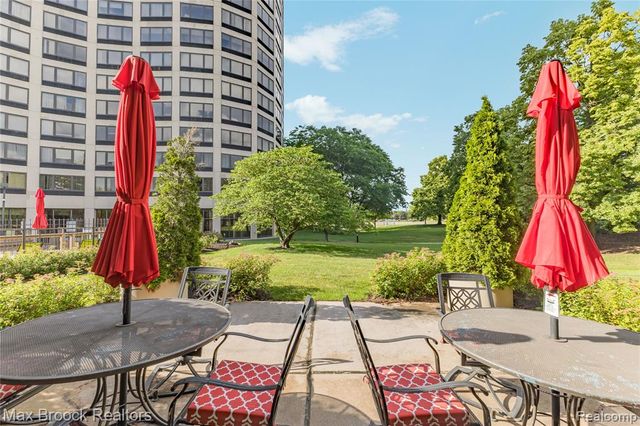 5000 Town Center 2605, Southfield, MI 48075